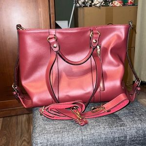 Kattee Burgandy Purse
